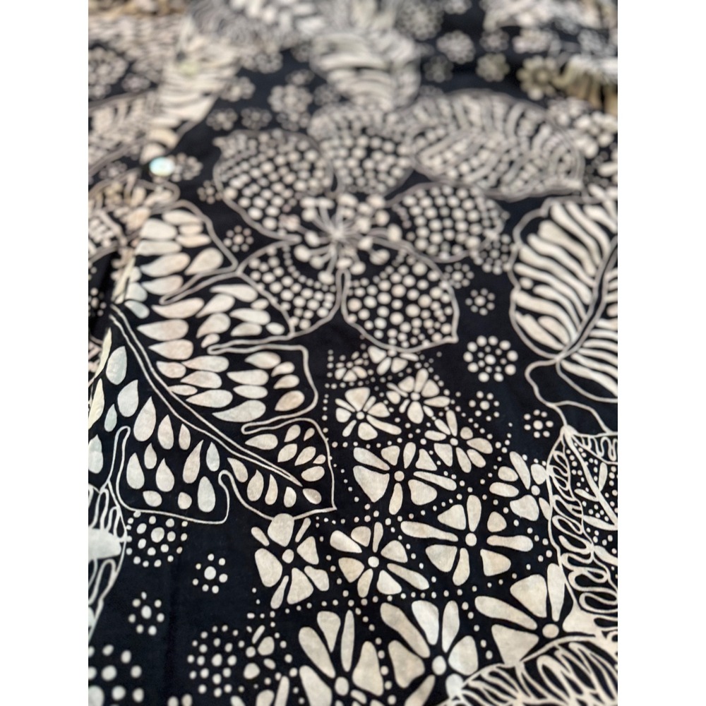 Tori Richard Honolulu Mens XL Cotton Lawn Black White Botanical Aloha Shirt - Picture 4 of 11